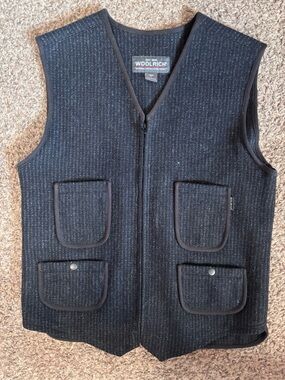 Woolrich Charcoal Gray Knit Vest with Trim